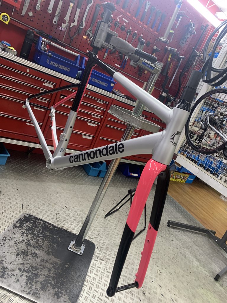 CANNONDALE】EFエデュケーション・イージーポストカラーのフレームセット入荷！【CAAD13】 | バイシクルセオ新松戸